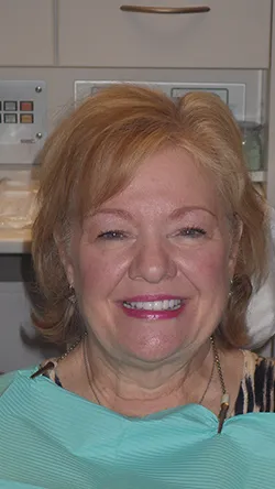 Smile after cosmetic dental treatment, gallery case 5